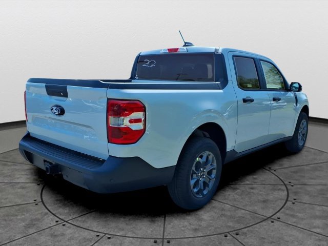 New 2026 Ford Maverick XLT w/ Equipment Group 301A AWD/4WD image 3