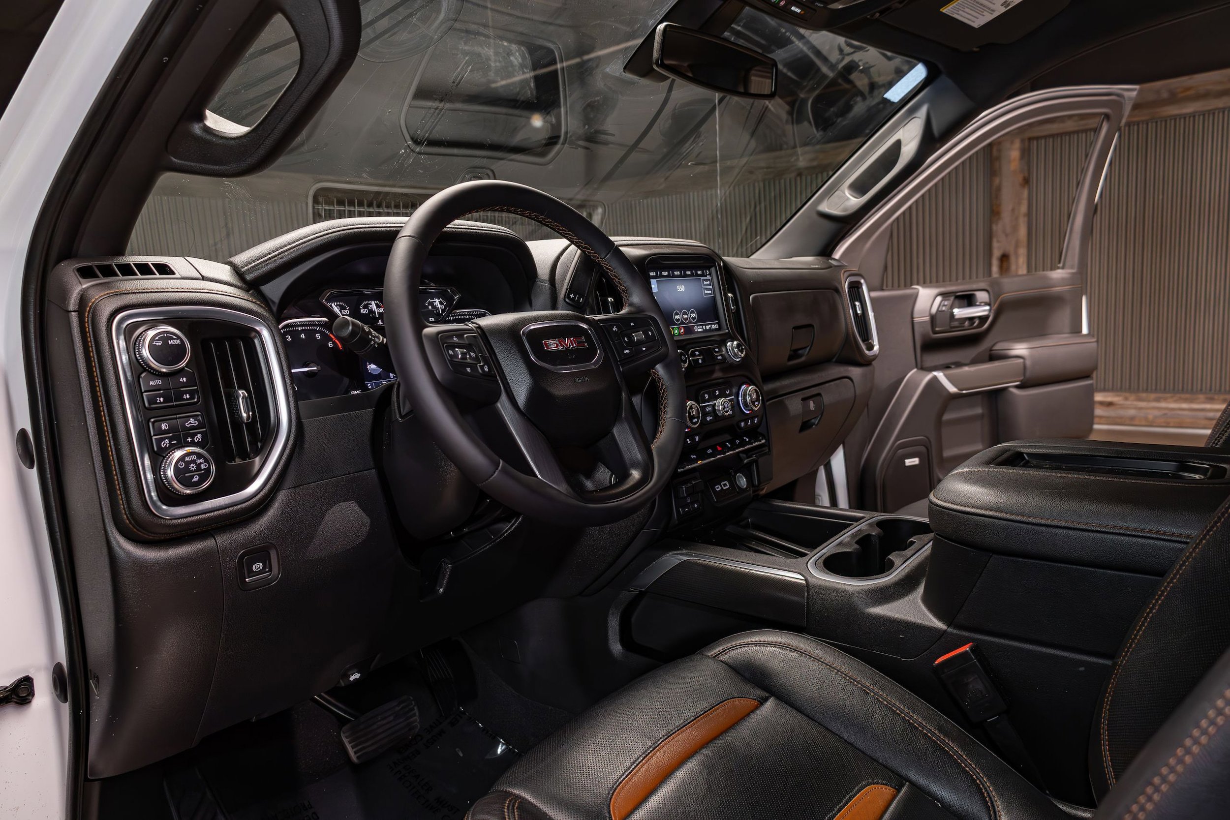 Used 2022 GMC Sierra 1500 AT4 w/ AT4 Premium Package AWD/4WD image 17