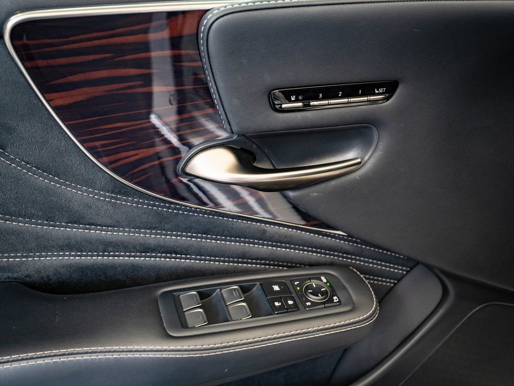 Used 2019 Lexus LS 500 AWD w/ Interior Upgrade Package image 24