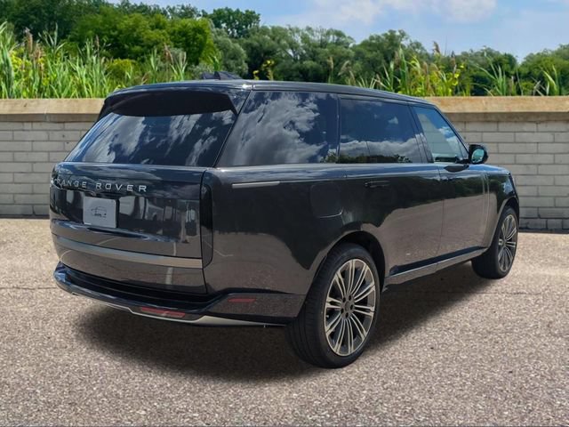 New 2026 Land Rover Range Rover Long Wheelbase SE AWD/4WD image 4