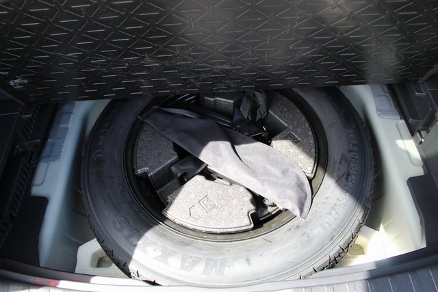 Used 2023 Toyota RAV4 XLE Premium FWD image 16