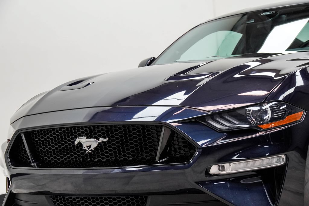 Used 2021 Ford Mustang GT RWD image 2