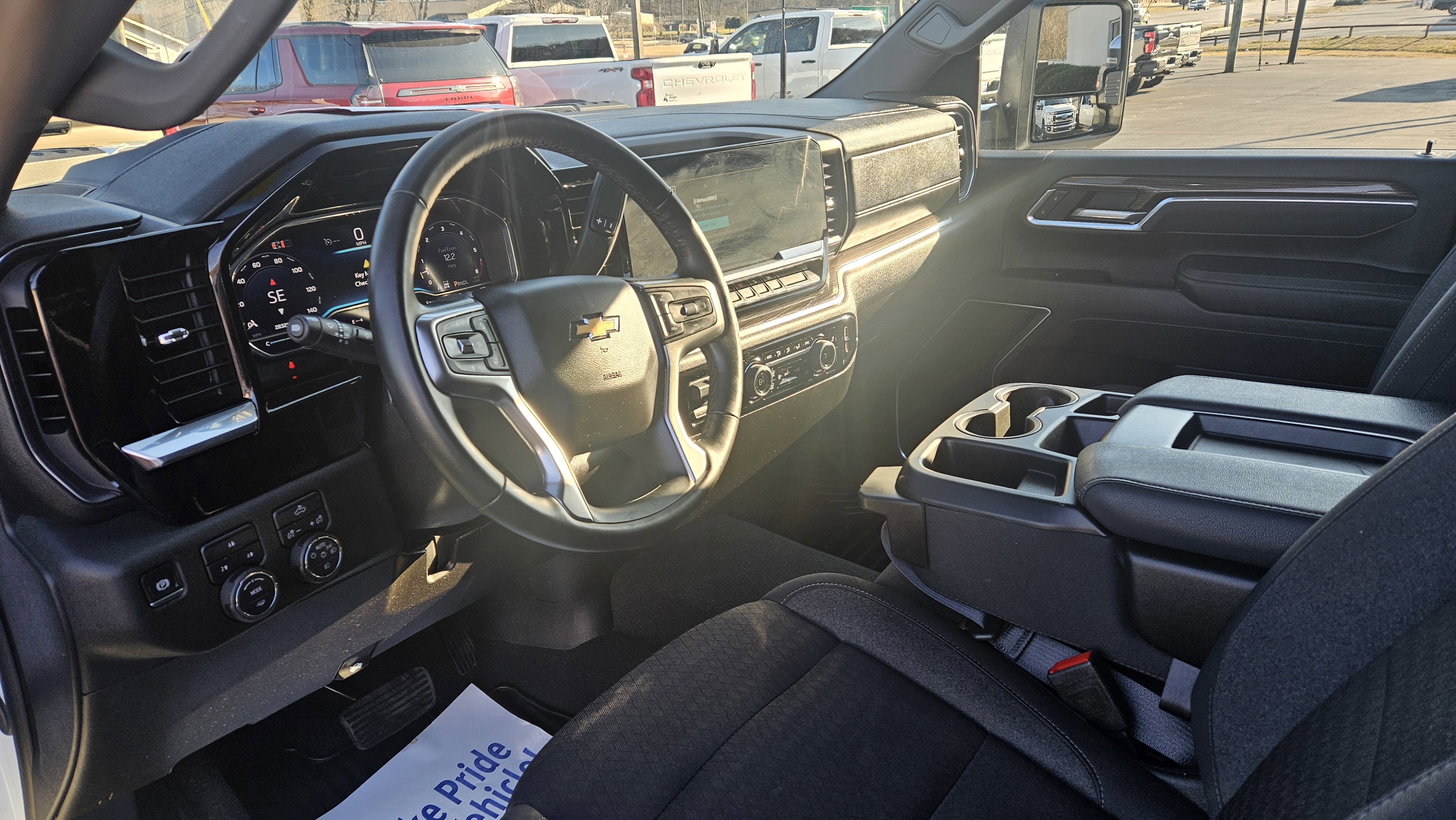 Used 2025 Chevrolet Silverado 2500 LT w/ Convenience Package AWD/4WD image 10