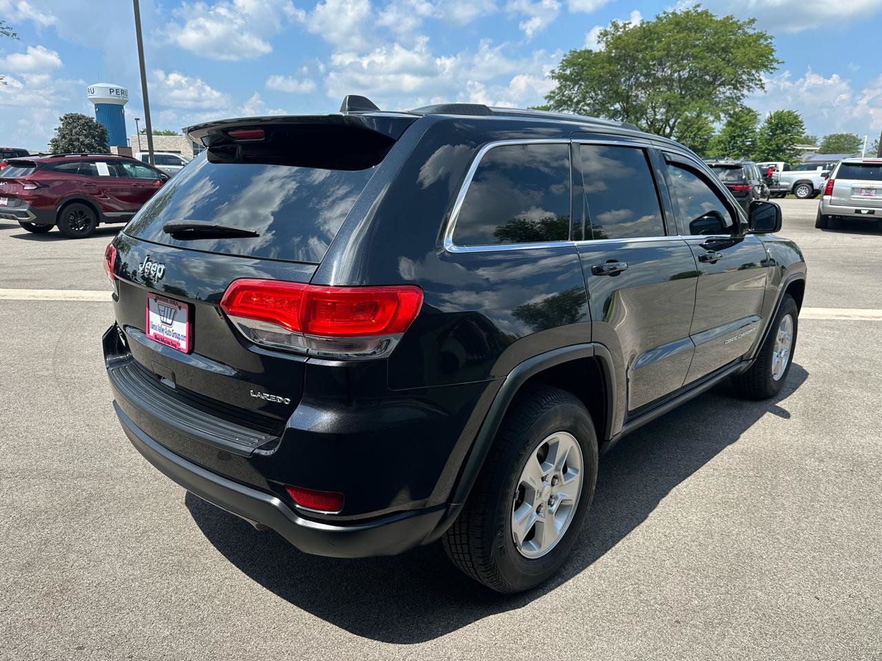 Used 2016 Jeep Grand Cherokee Laredo w/ Quick Order Package 23E AWD/4WD image 7