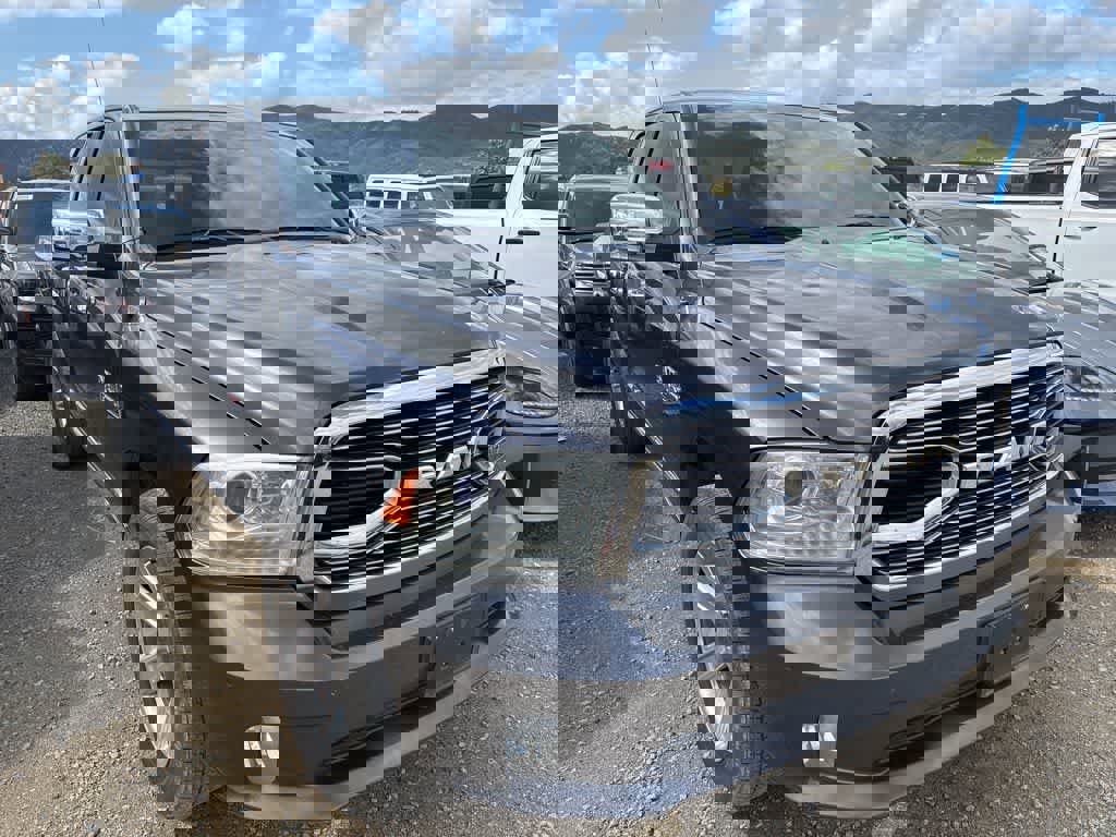 Used 2016 RAM 1500 Limited AWD/4WD image 3