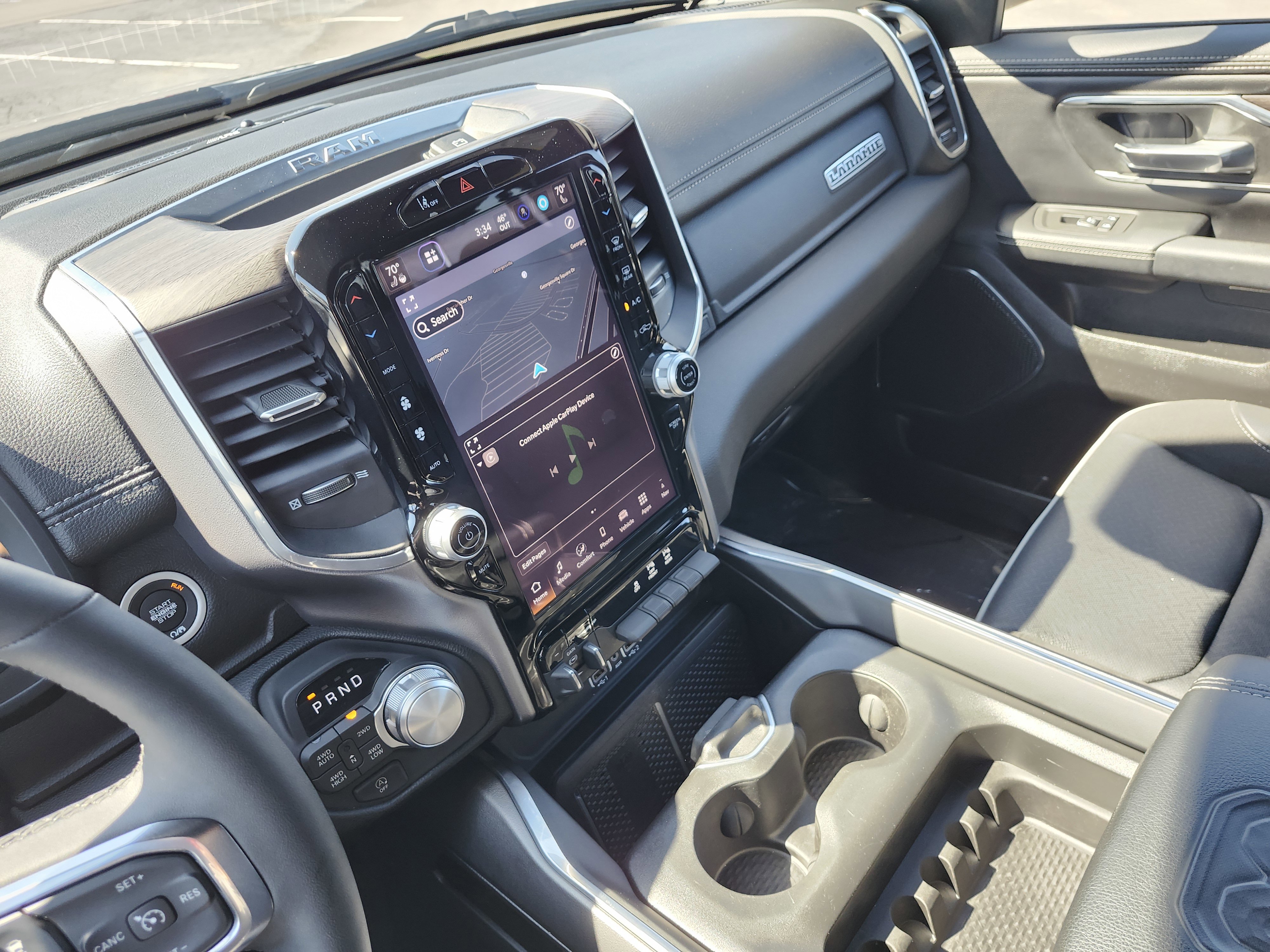 Used 2025 RAM 1500 Laramie image 34