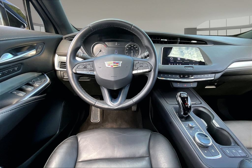 Certified 2023 Cadillac XT4 Premium Luxury FWD image 5