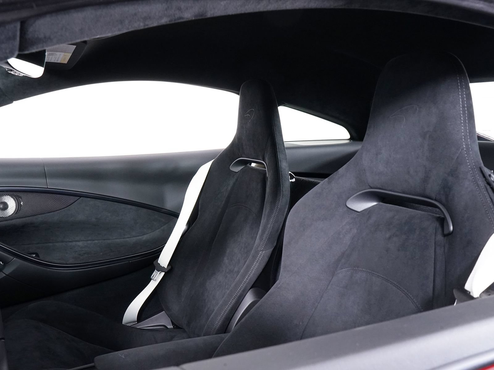 New 2026 McLaren Artura RWD image 24