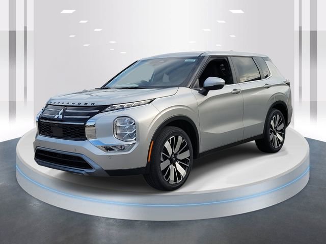 New 2026 Mitsubishi Outlander SE image 3