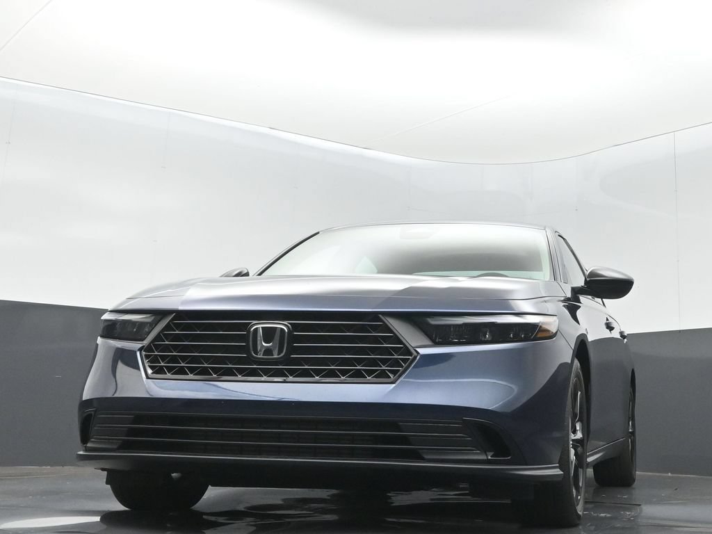 New 2025 Honda Accord SE image 11