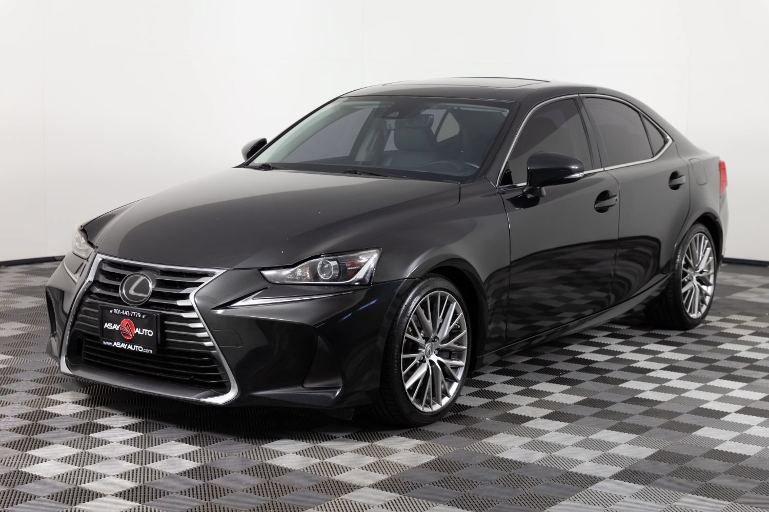 Used 2017 Lexus IS 200t RWD image 2