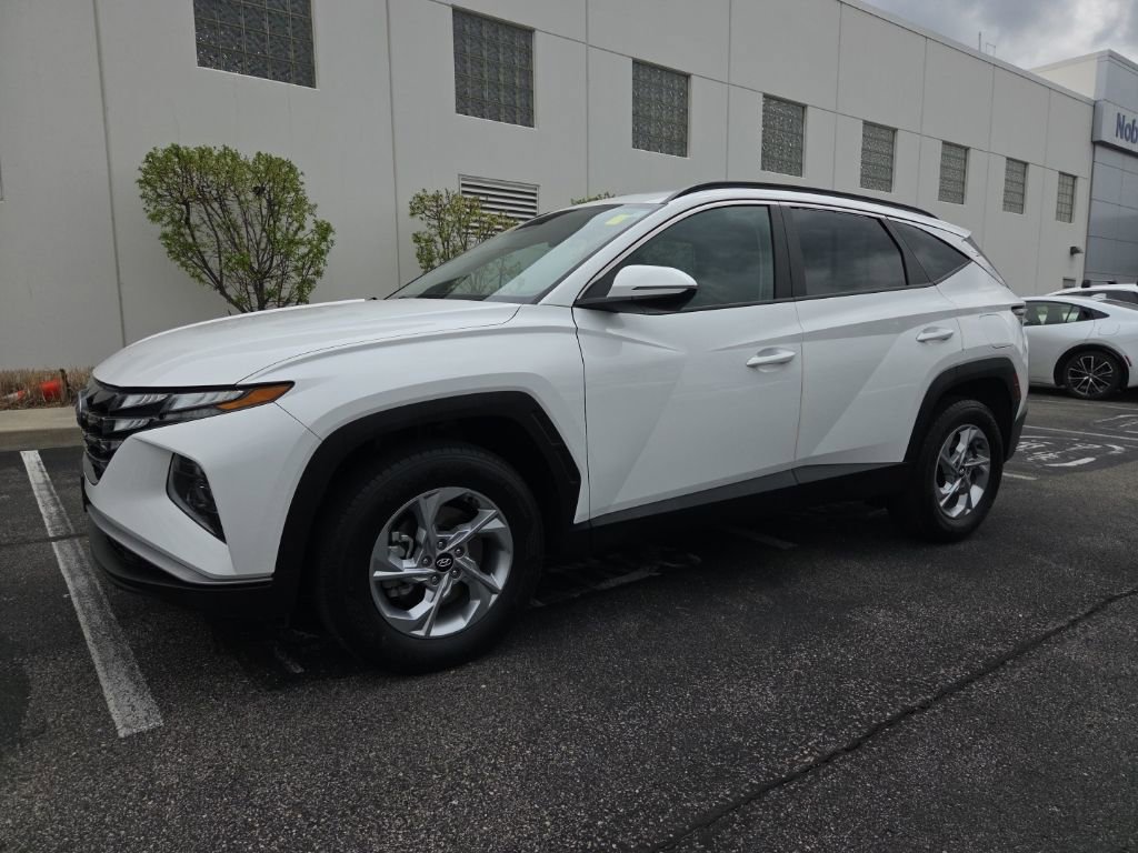 Used 2023 Hyundai Tucson SEL image 2