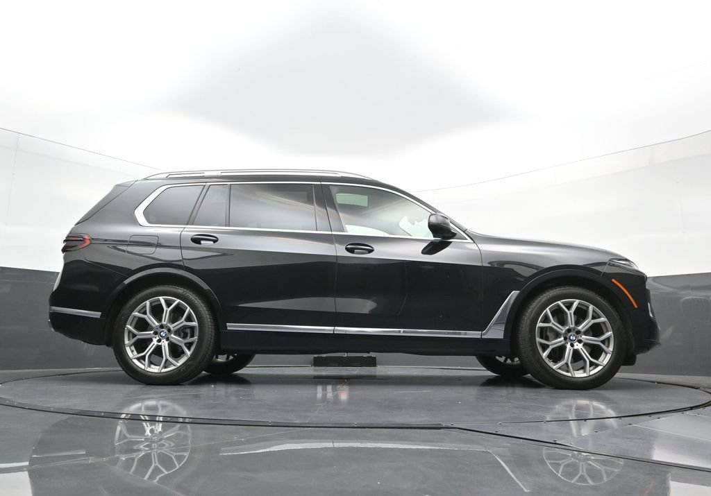 New 2026 BMW X7 xDrive40i w/ Executive Package AWD/4WD image 32