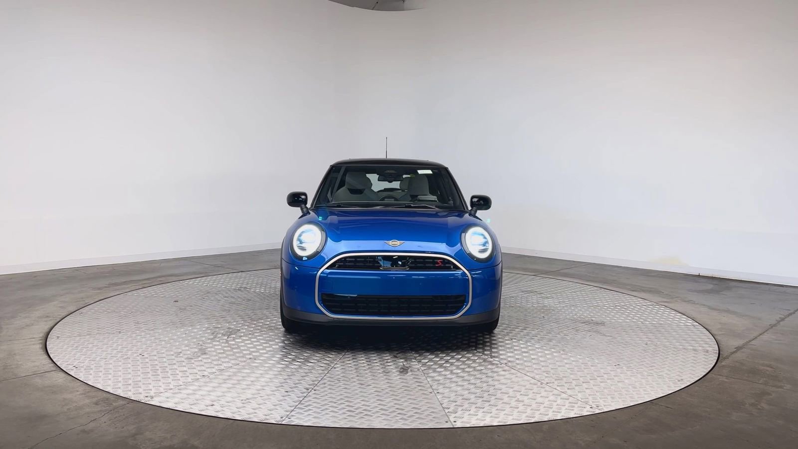 New 2026 MINI Cooper S FWD image 3