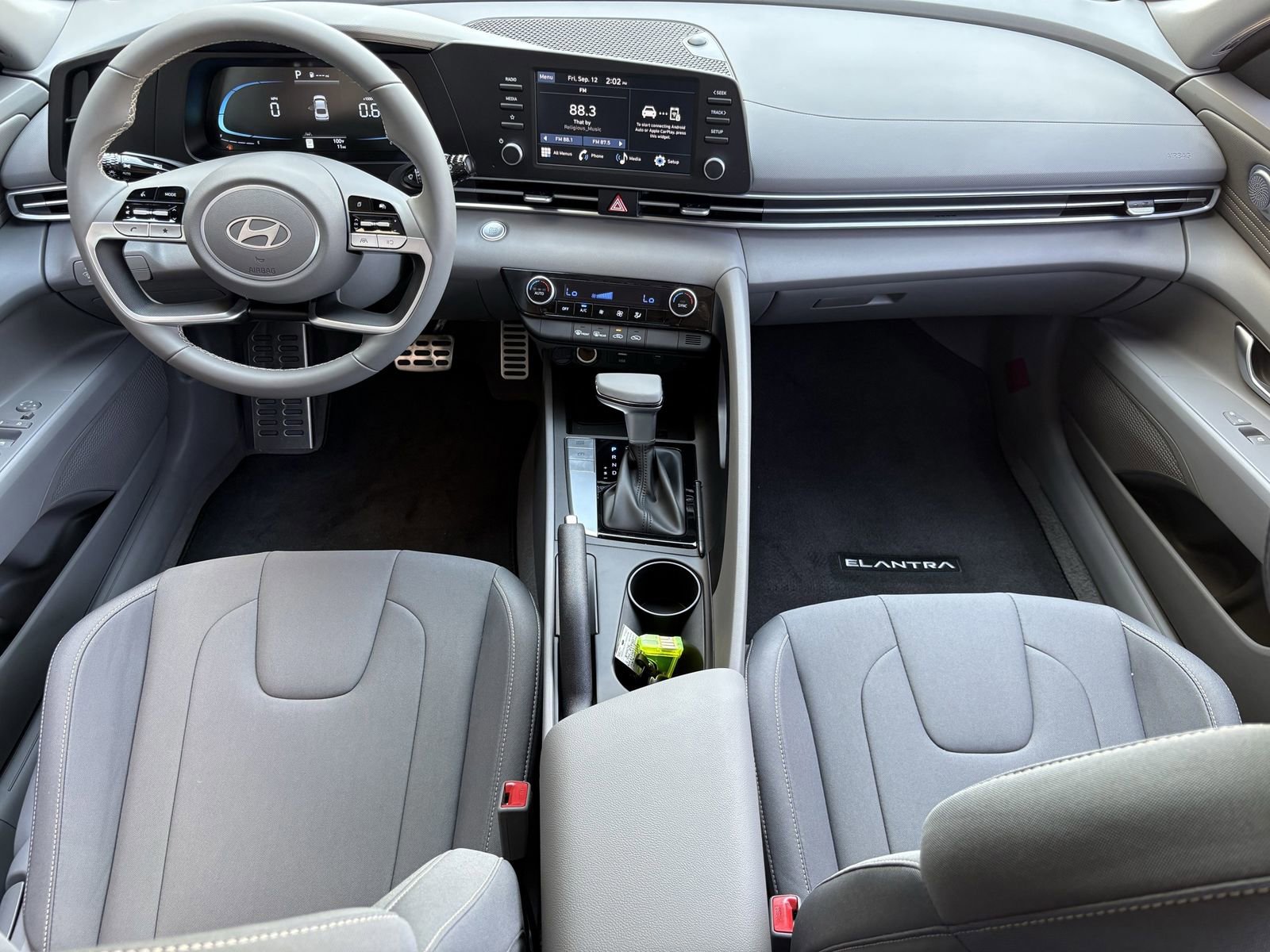 New 2025 Hyundai Elantra Sport image 10