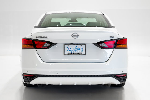 Used 2024 Nissan Altima 2.5 SV FWD image 29