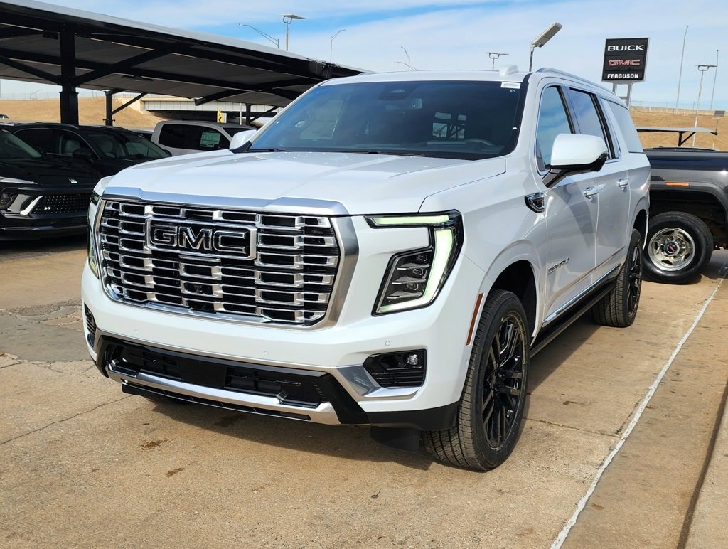New 2026 GMC Yukon XL Denali w/ Sun & Power Step Package image 7