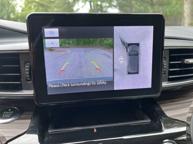 Used 2021 Ford Explorer Limited w/ Equipment Group 301A RWD image 9
