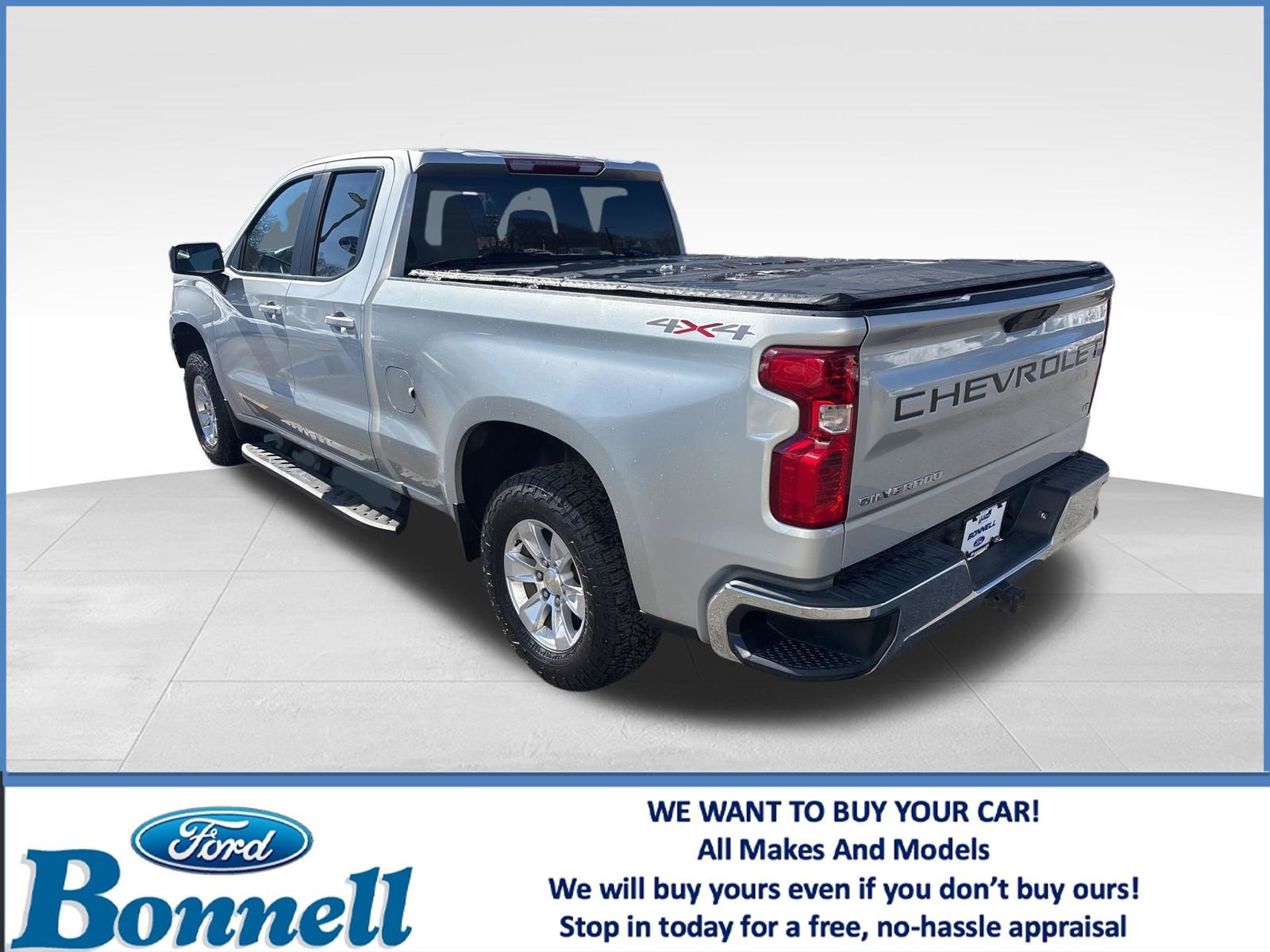 Used 2020 Chevrolet Silverado 1500 LT w/ Convenience Package image 3