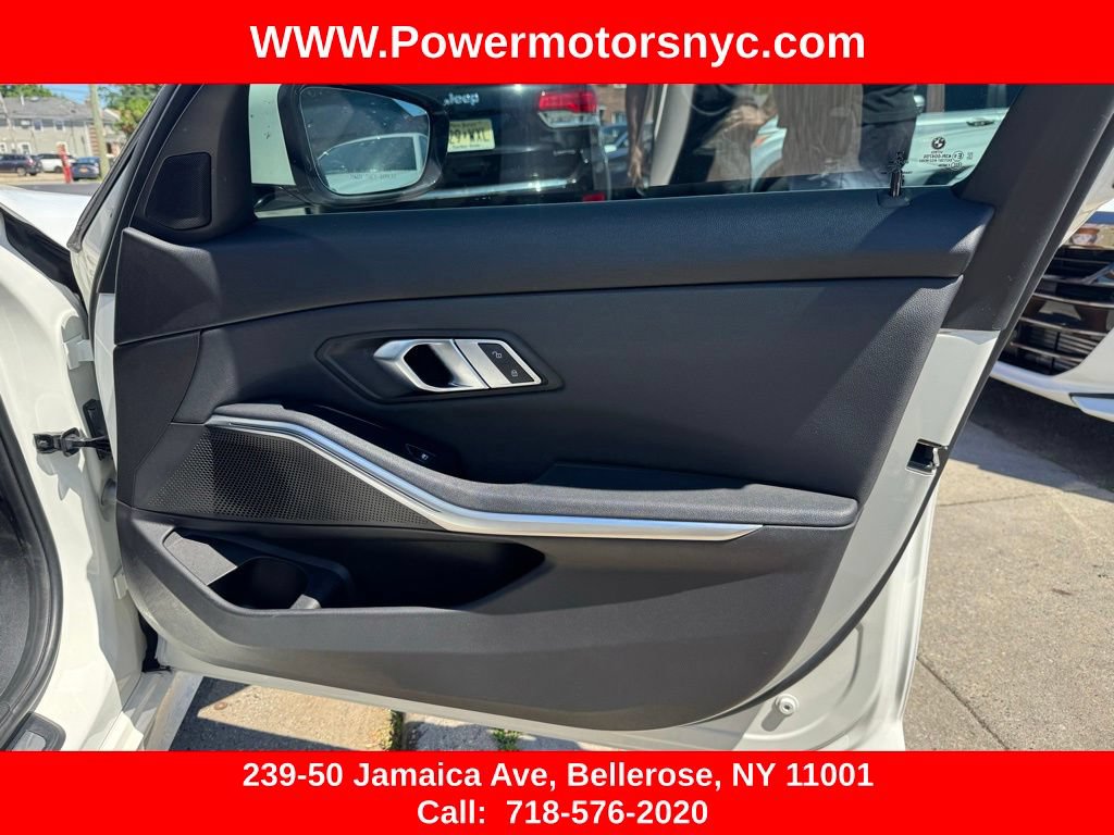 Used 2021 BMW 330i Sedan w/ Convenience Package RWD image 27