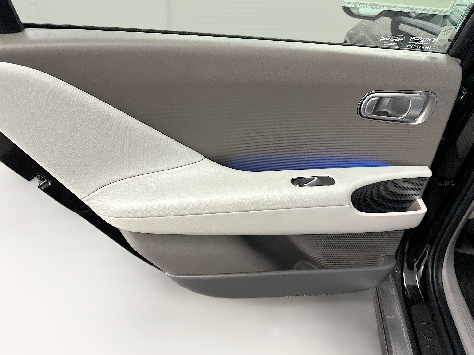 Used 2024 Hyundai Ioniq 6 SEL AWD/4WD image 27