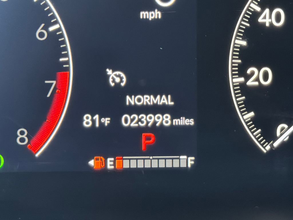 Used 2025 Honda HR-V LX image 24