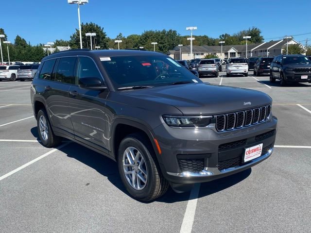 New 2025 Jeep Grand Cherokee L Laredo w/ Luxury Tech Group I AWD/4WD image 2