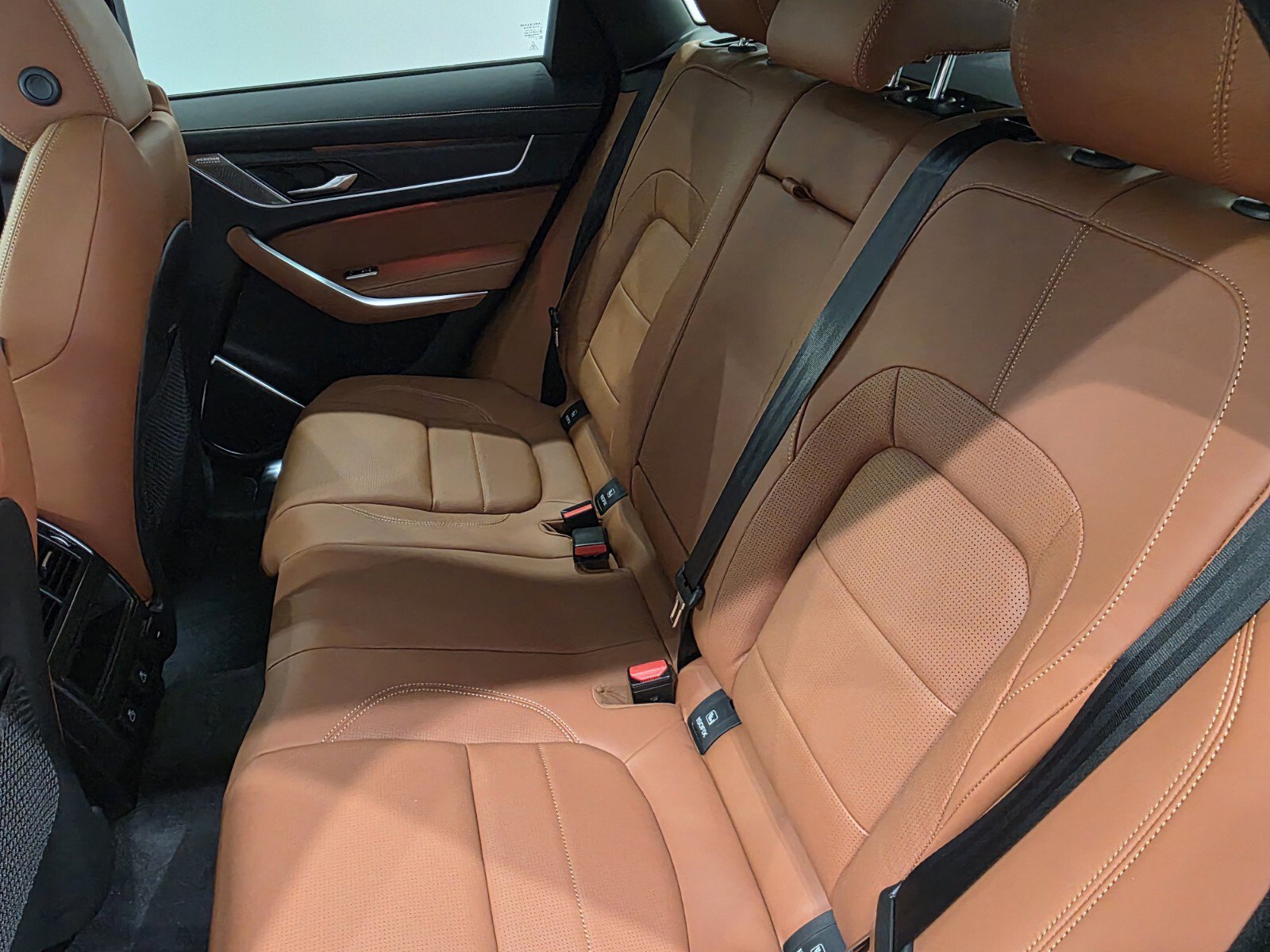 New 2026 Jaguar F-PACE R-Dynamic S image 12