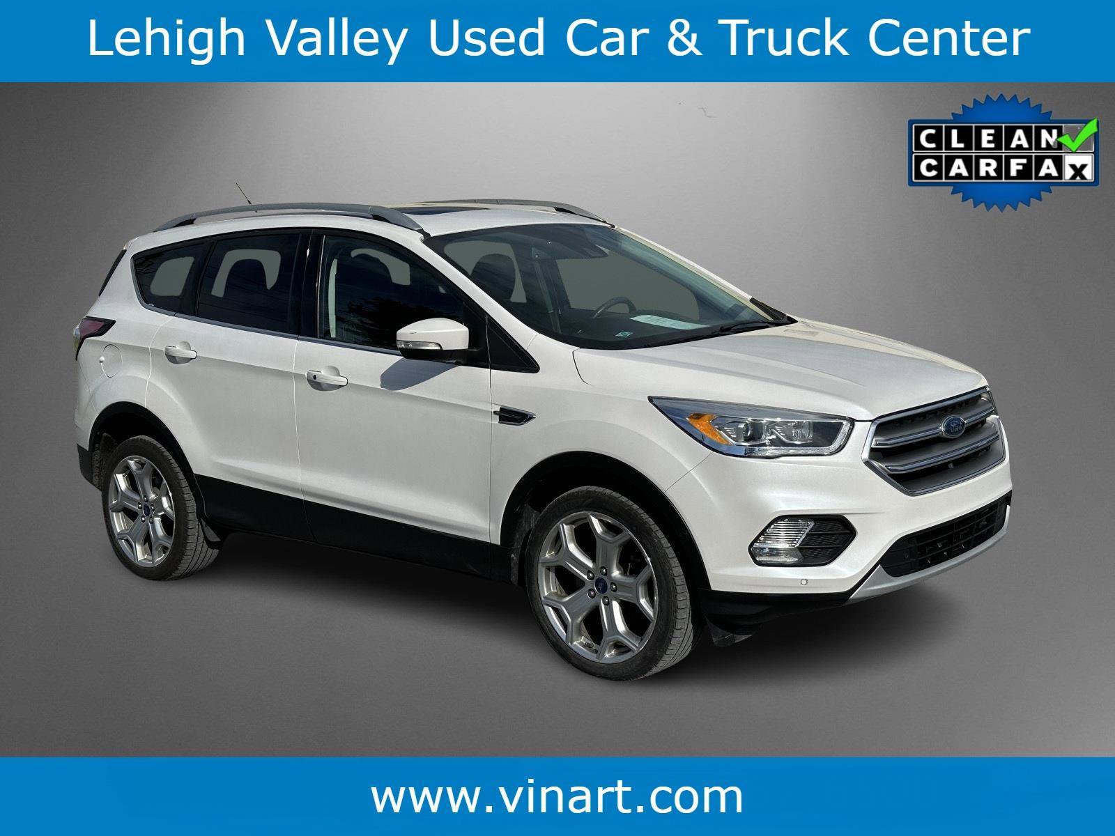 Used 2017 Ford Escape Titanium w/ Equipment Group 301A AWD/4WD image 1