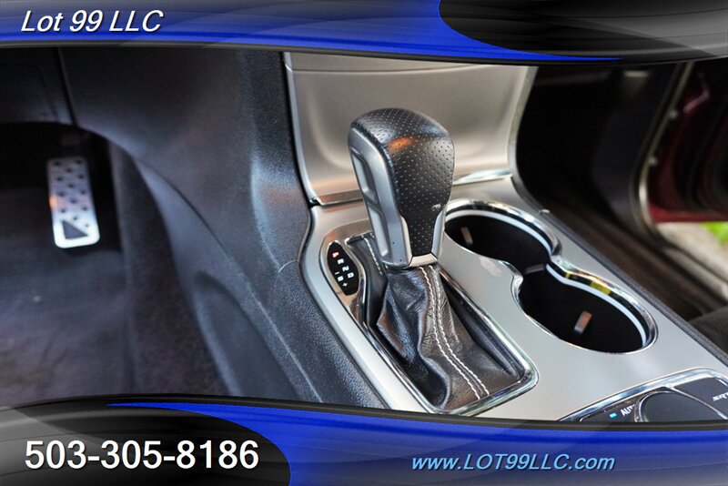 Used 2017 Jeep Grand Cherokee SRT AWD/4WD image 26
