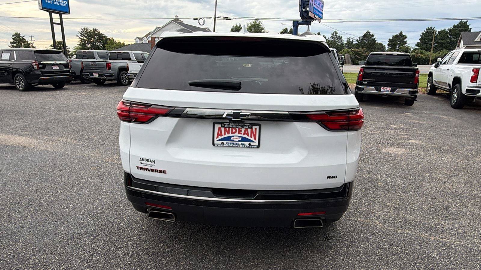 Used 2023 Chevrolet Traverse Premier w/ Redline Edition AWD/4WD image 10