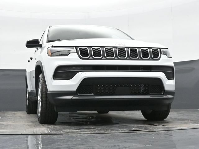 Used 2025 Jeep Compass Sport AWD/4WD image 42