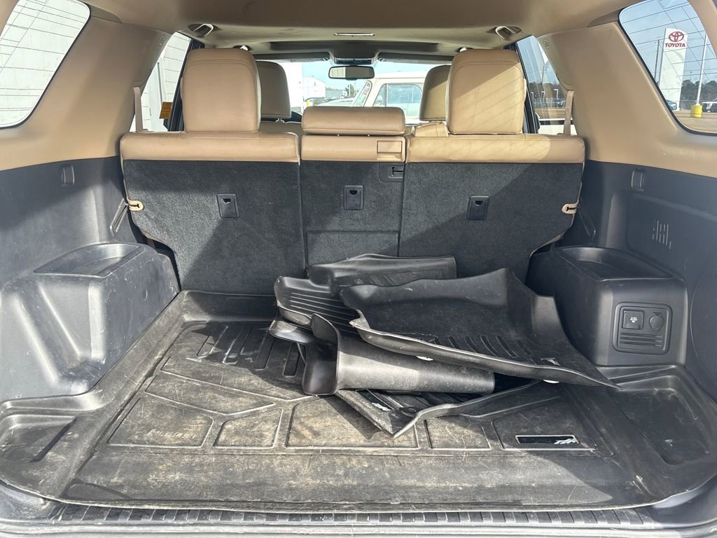 Used 2014 Toyota 4Runner Limited image 31