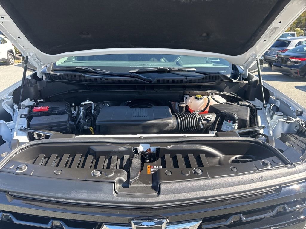 Used 2025 Chevrolet Silverado 1500 LT Trail Boss w/ Convenience Package II image 38