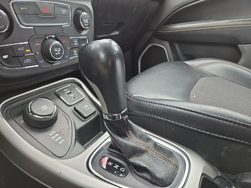 Used 2019 Jeep Compass Latitude w/ Popular Equipment Group AWD/4WD image 22