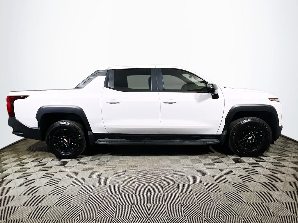 Used 2024 Chevrolet Silverado EV W/T AWD/4WD image 8