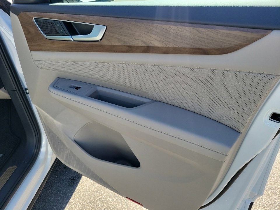 New 2026 Volkswagen Atlas SE image 31