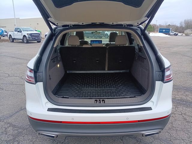 Used 2022 Lincoln Nautilus AWD image 26