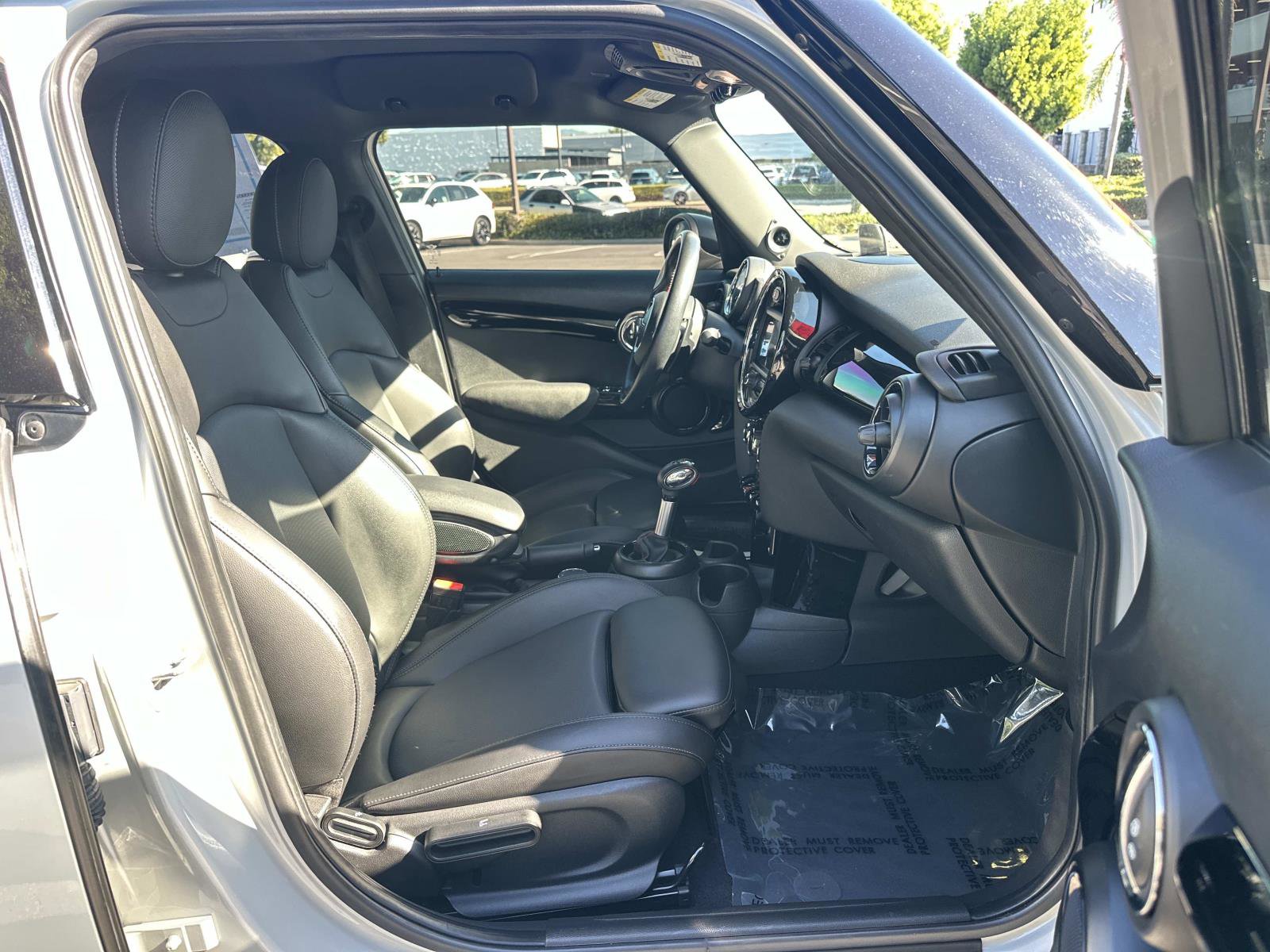 Used 2019 MINI Cooper S image 24