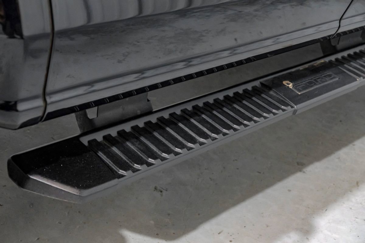 Used 2023 Ford F250 Lariat w/ Sport Appearance Package image 55