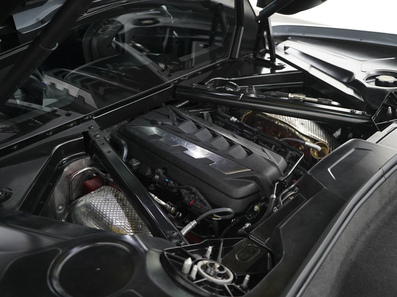 Used 2025 Chevrolet Corvette Stingray w/ Z51 Performance Package image 28