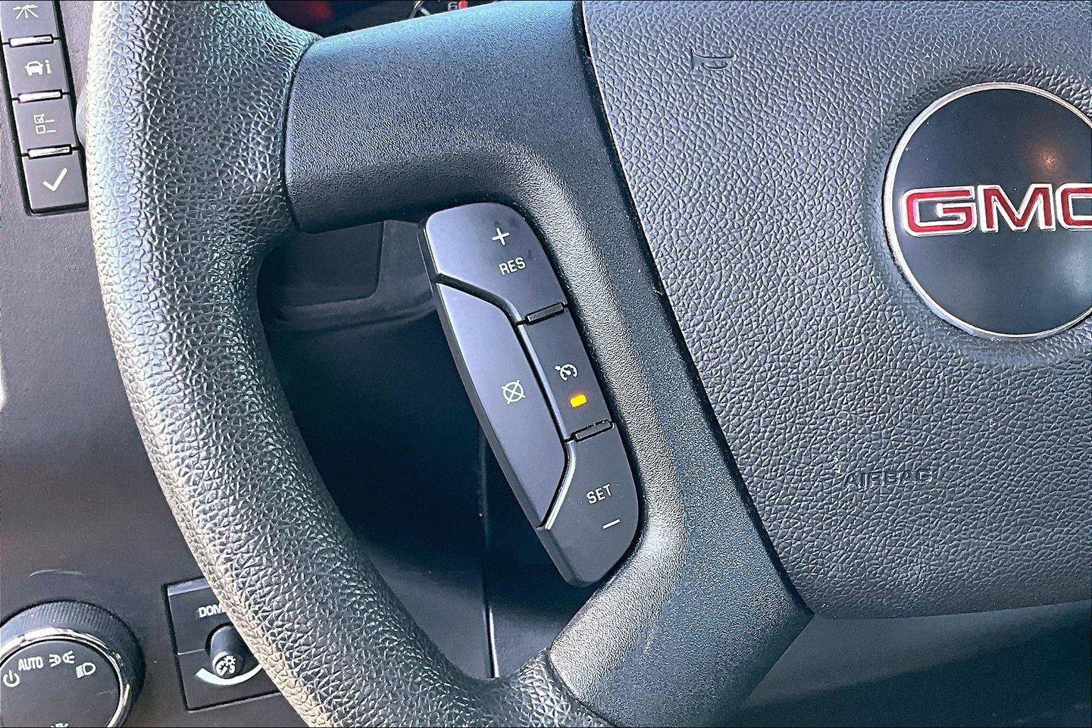 Used 2024 GMC Savana 2500 w/ Driver Convenience Package image 17