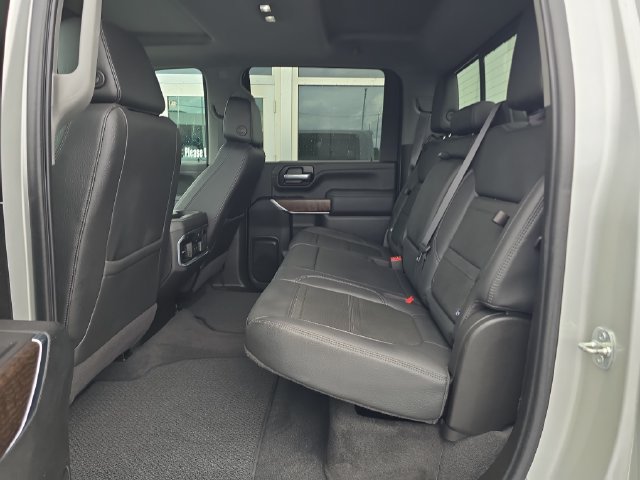 Certified 2021 GMC Sierra 2500 Denali w/ Denali Ultimate Package AWD/4WD image 16