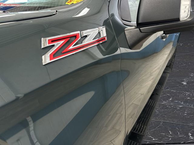 Used 2025 Chevrolet Silverado 1500 LT Trail Boss w/ LT Trail Boss Premium Package AWD/4WD image 39