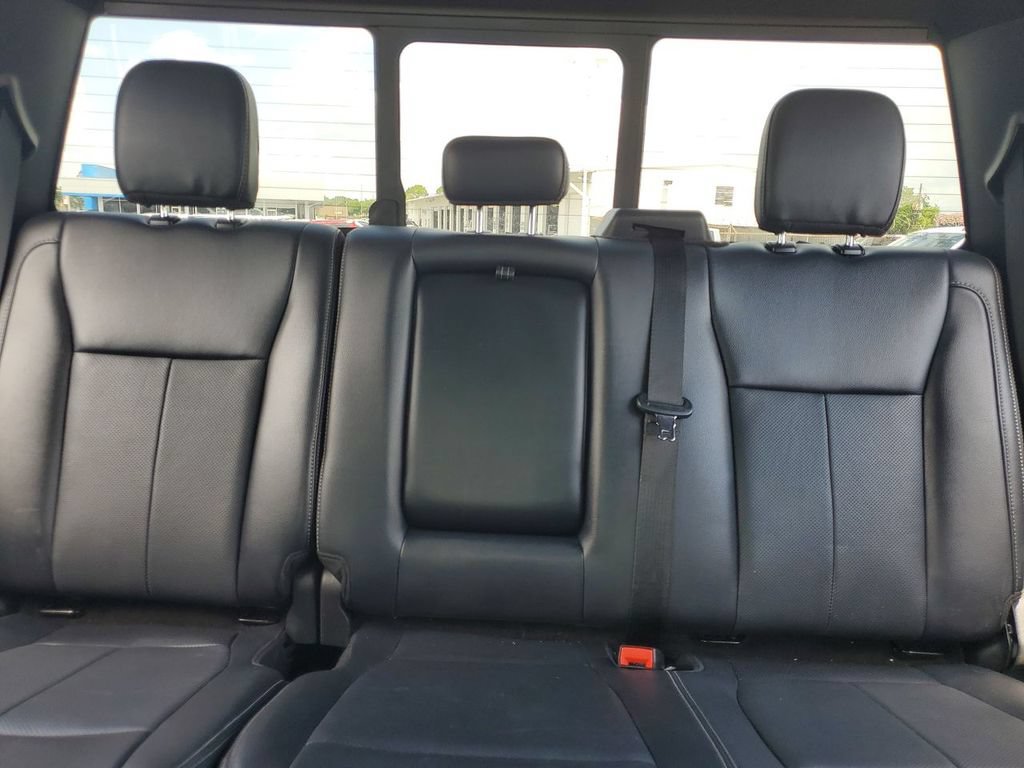 Used 2022 Ford F250 Lariat w/ Black Appearance Package AWD/4WD image 13