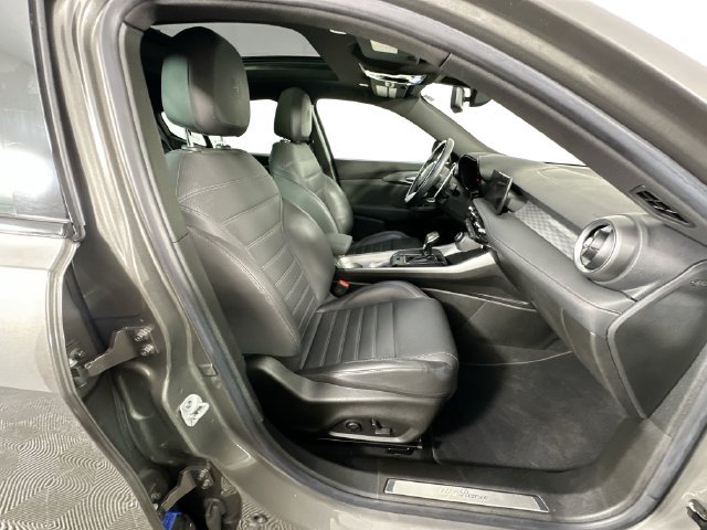Used 2024 Alfa Romeo Tonale Veloce AWD/4WD image 31