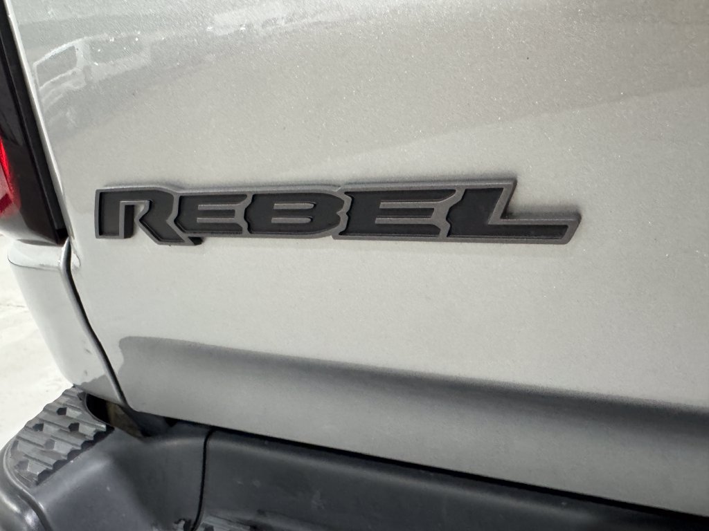 Used 2025 RAM 1500 Rebel AWD/4WD image 32