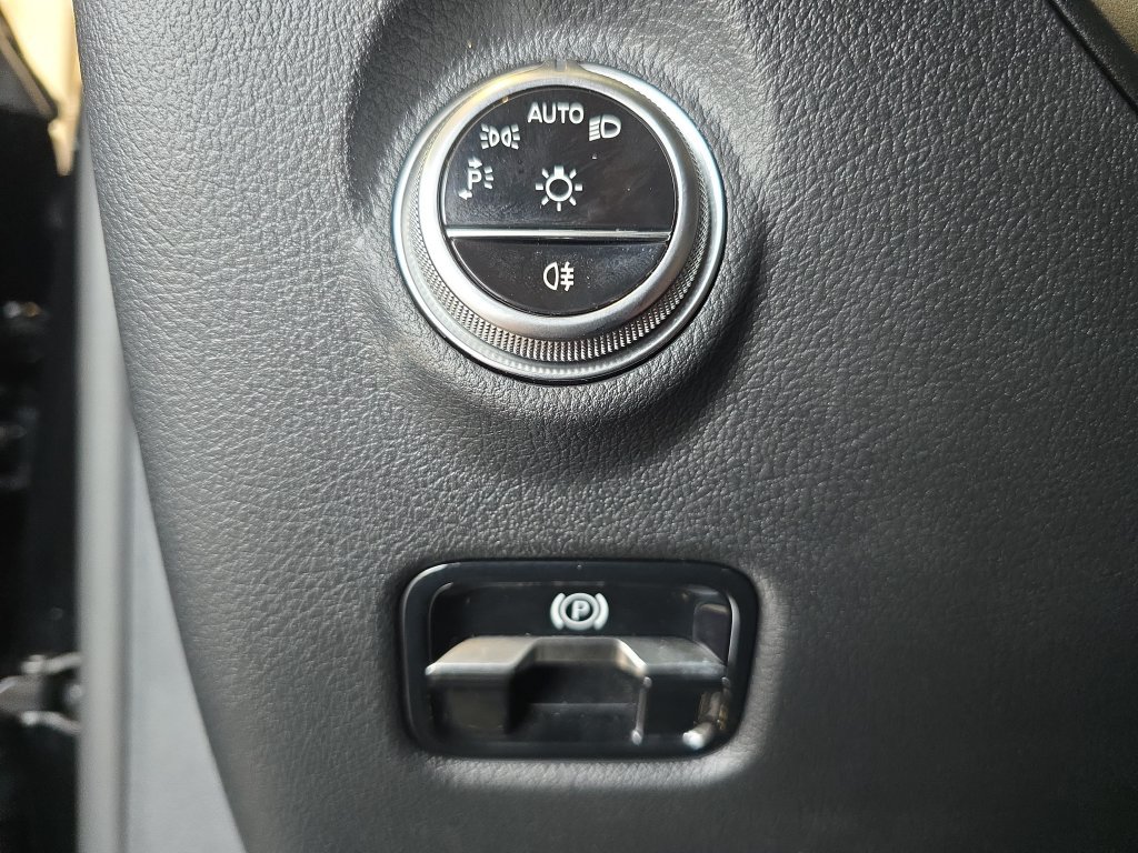 Certified 2024 Mercedes-Benz C 300 Sedan image 26