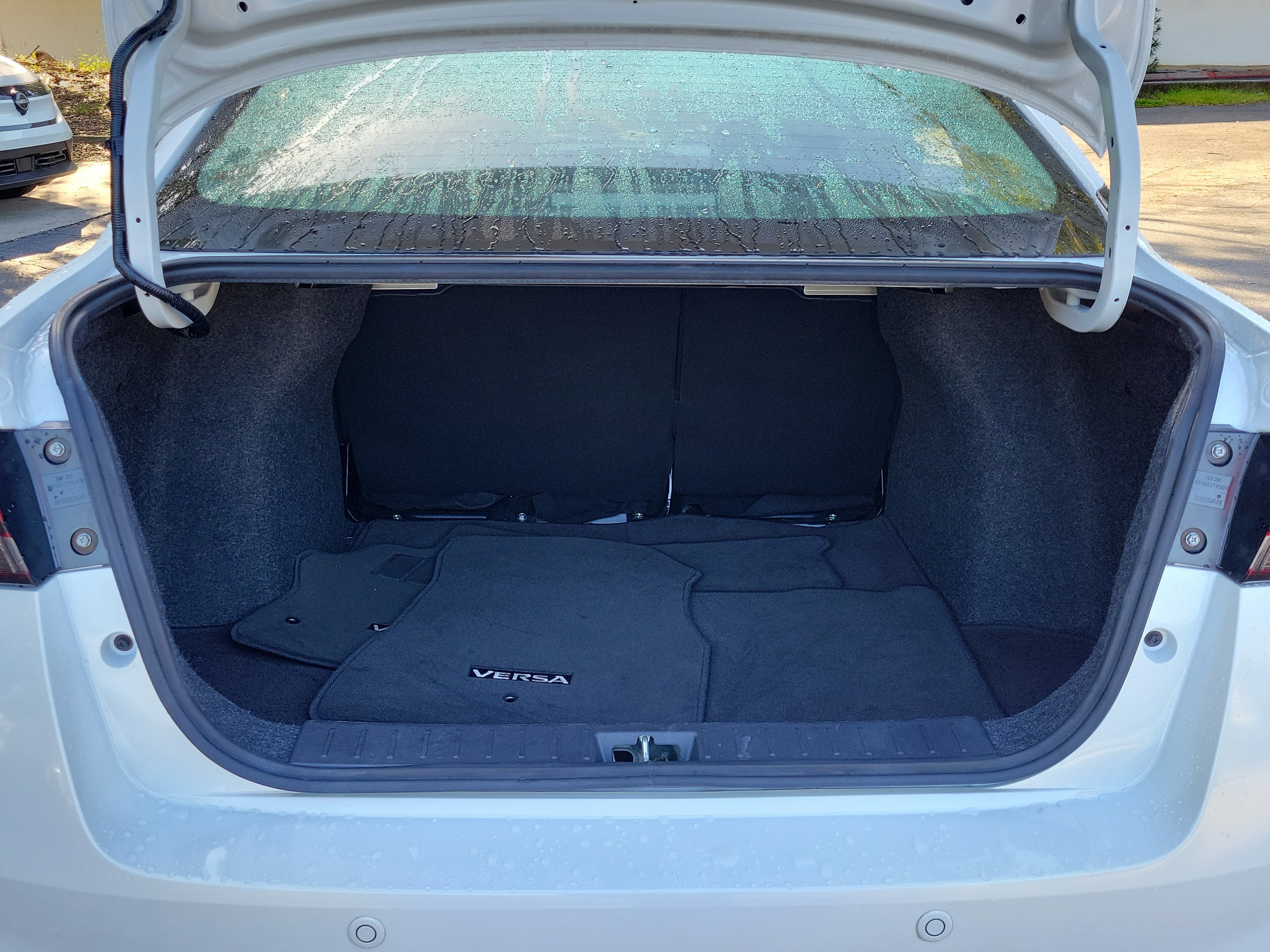 Certified 2025 Nissan Versa SV FWD image 9