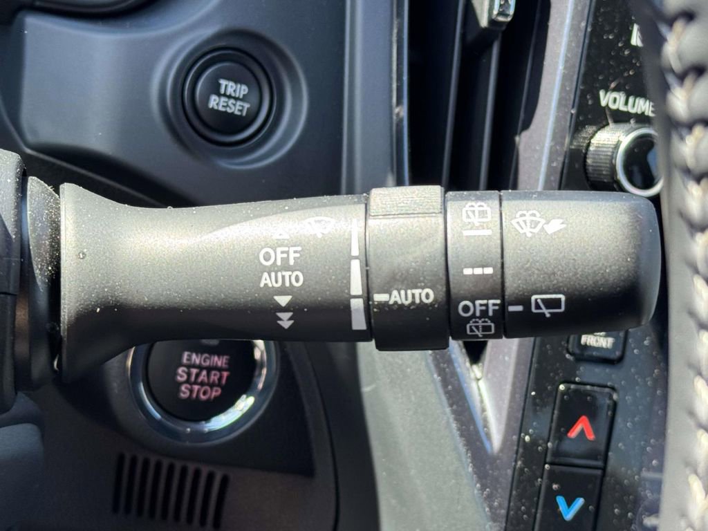 Used 2025 Subaru Forester Limited image 22